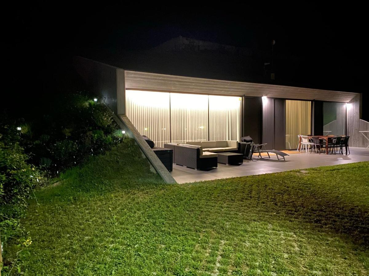 La Casa De Hierba - Casa De Campo De Diseno Con Jardin Y Wifi Cerca De Las Playas De Llanes Exterior foto